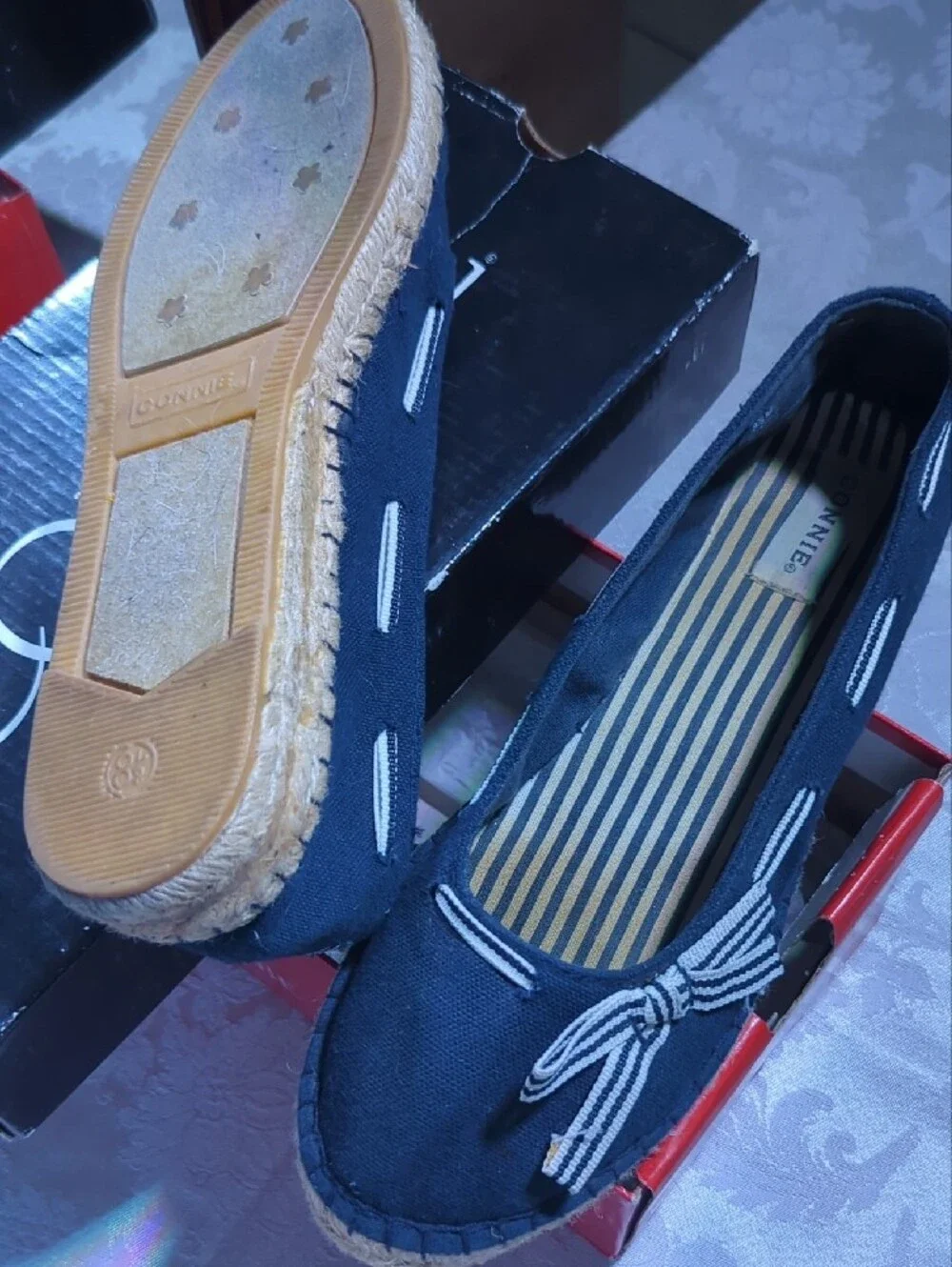 Connie classic navy